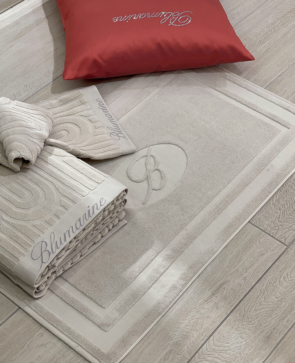 tappeto bagno blumarine